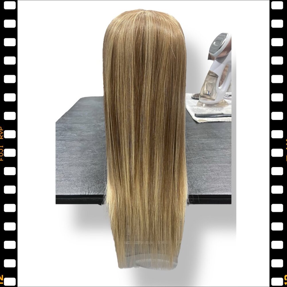 Amore "Stevie” 17.50 inch long Synthetic Wig by Amore / Spring Honey